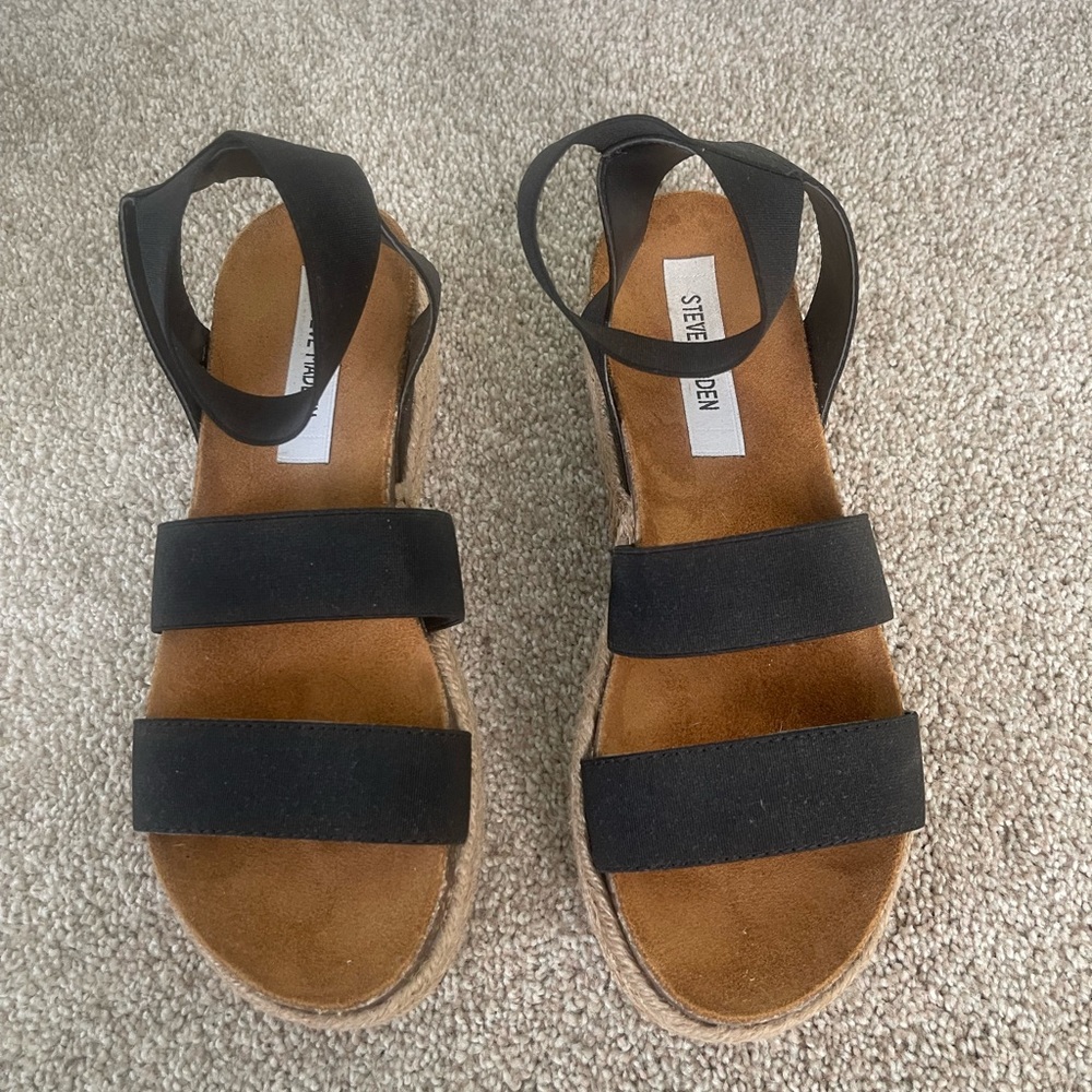 Steve Madden Black and Tan Women's Sandals